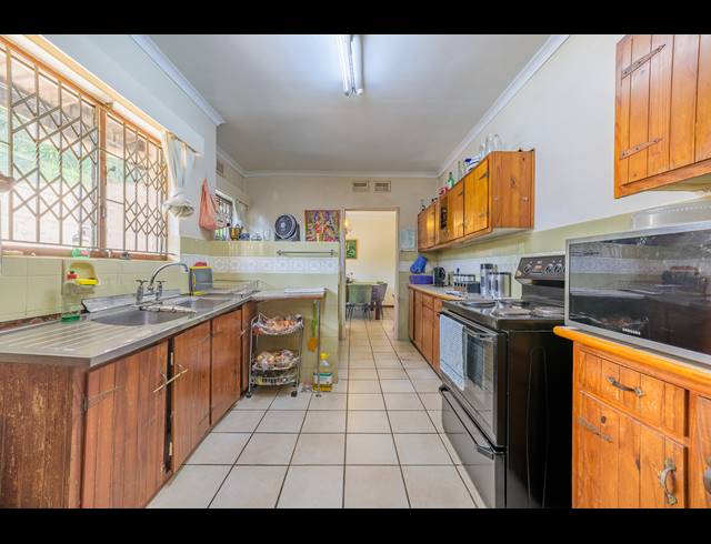 4 BEDROOM HOUSE FOR SALE IN WESTVILLE